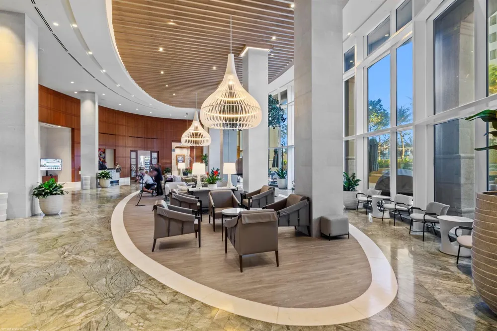 3800 Ocean Drive #1450 Singer Island, FL 33404