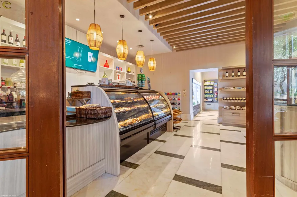 3800 Ocean Drive #1450 Singer Island, FL 33404