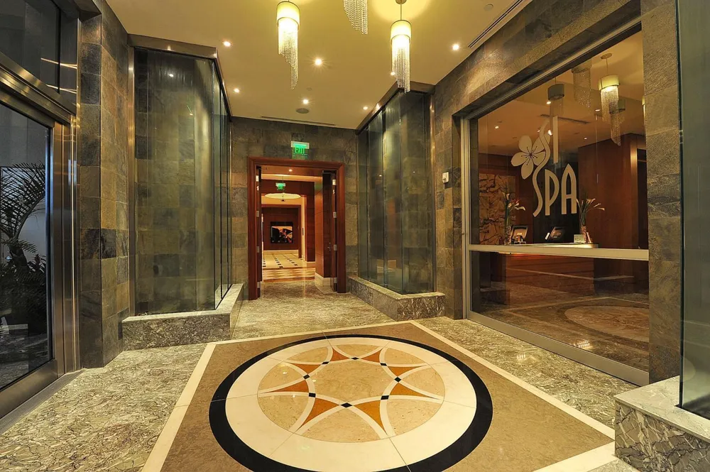 3800 Ocean Drive #1450 Singer Island, FL 33404