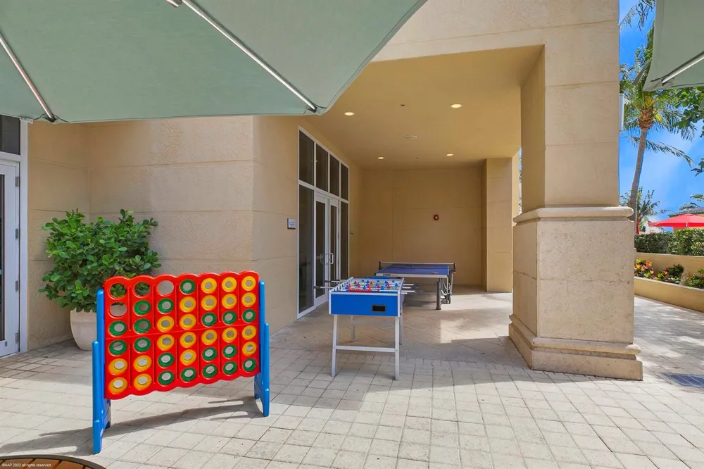 3800 Ocean Drive #1450 Singer Island, FL 33404