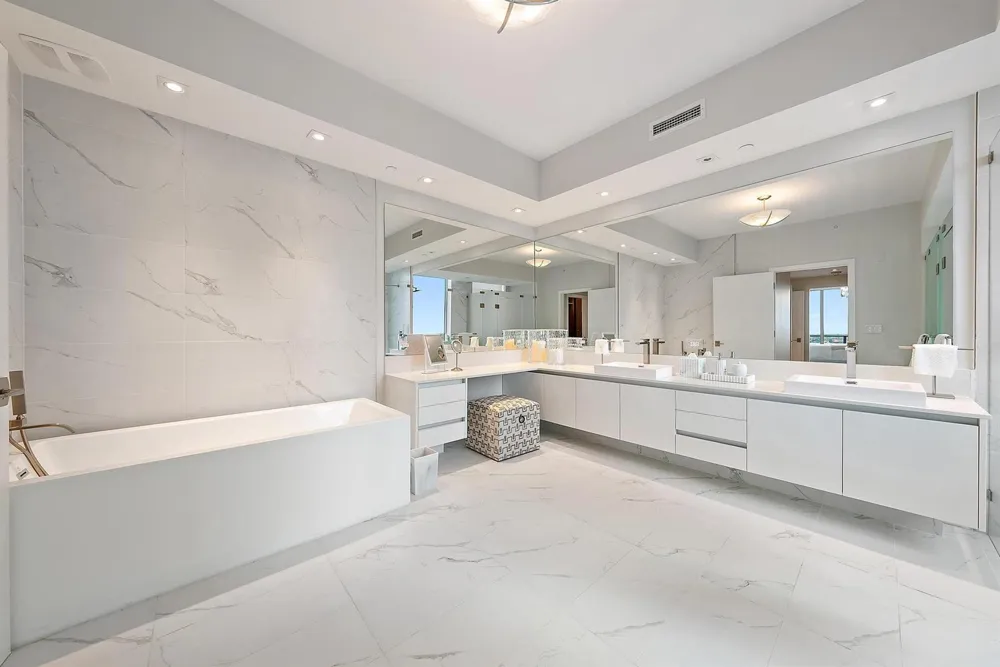 3100 OCEAN DRIVE #P-1105 Singer Island, FL 33404