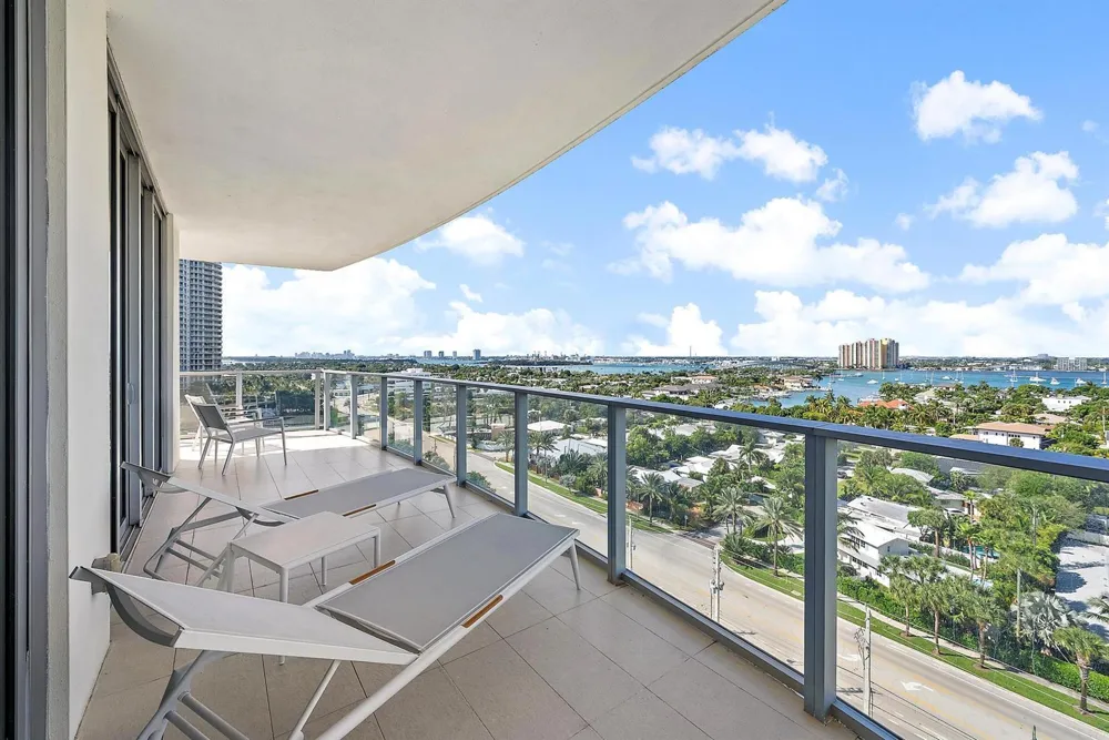 3100 OCEAN DRIVE #P-1105 Singer Island, FL 33404