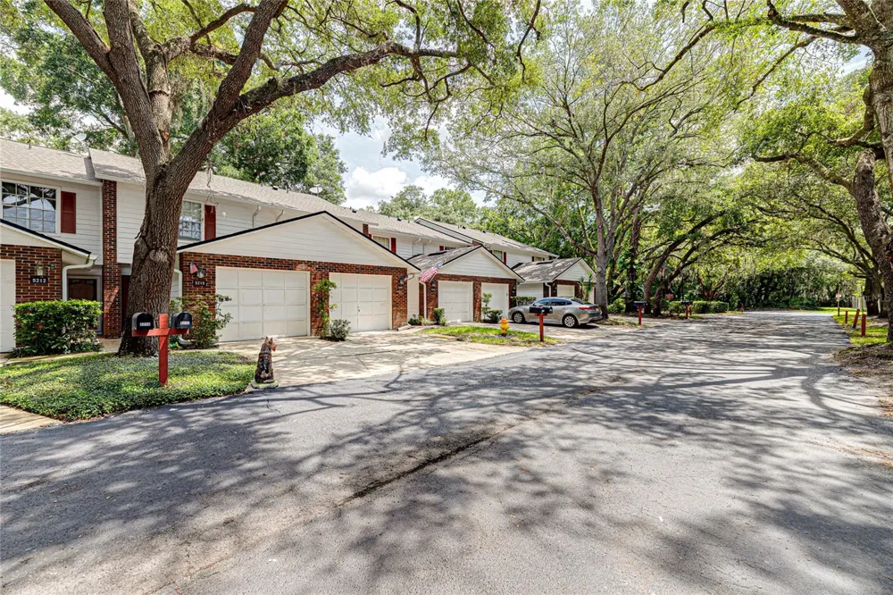 5210 LAZY OAKS DRIVE Winter Park, FL 32792