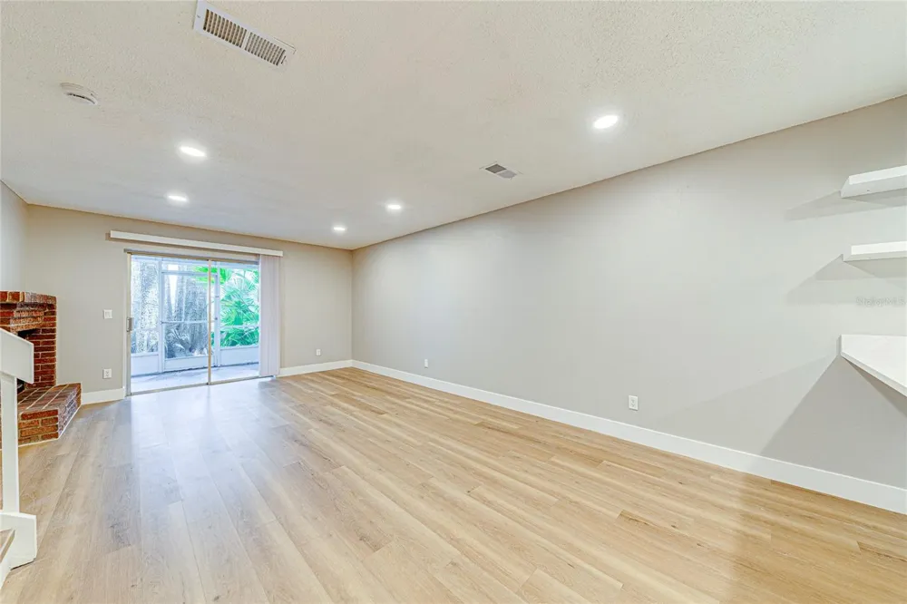 5210 LAZY OAKS DRIVE Winter Park, FL 32792
