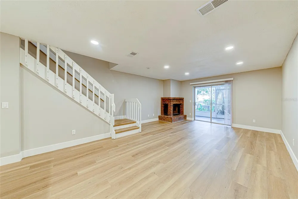 5210 LAZY OAKS DRIVE Winter Park, FL 32792