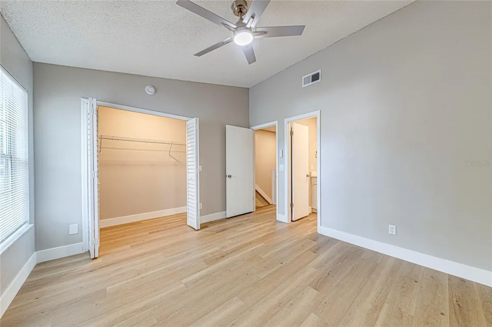 5210 LAZY OAKS DRIVE Winter Park, FL 32792
