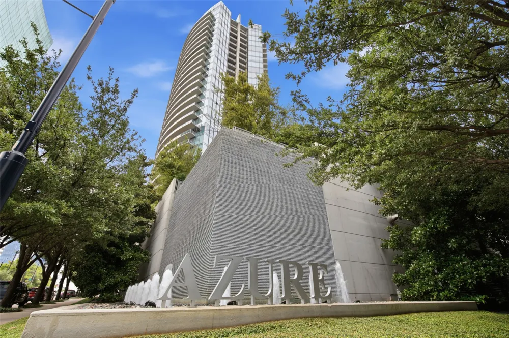 2900 Mckinnon Street #2802 Dallas, TX 75201