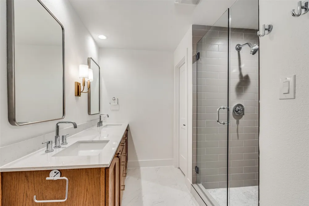 9035 Dunmore Drive Dallas, TX 75231