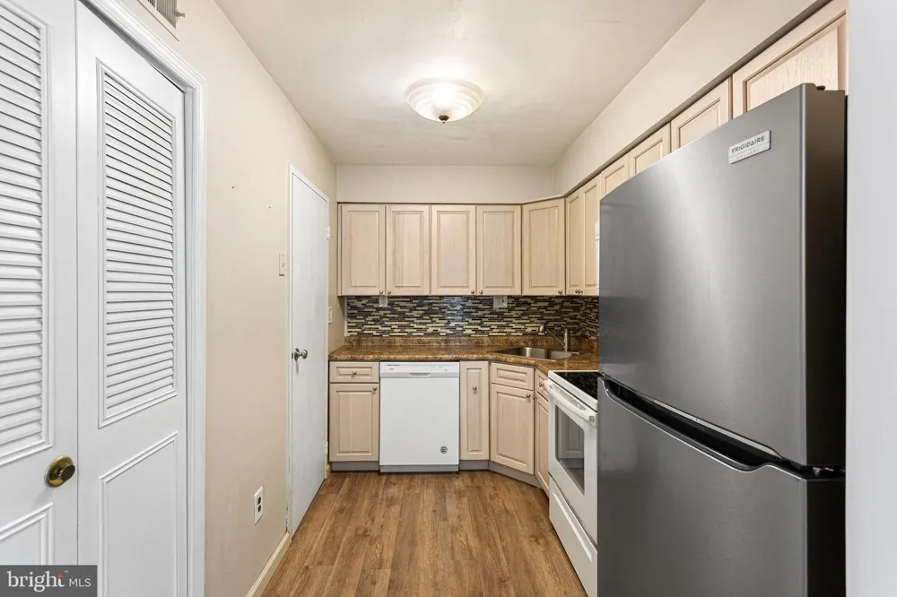 3028 HARBOUR DRIVE Palmyra, NJ 08065