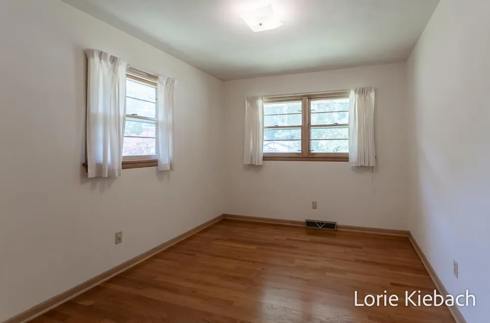 18452 168th Avenue Spring Lake, MI 49456