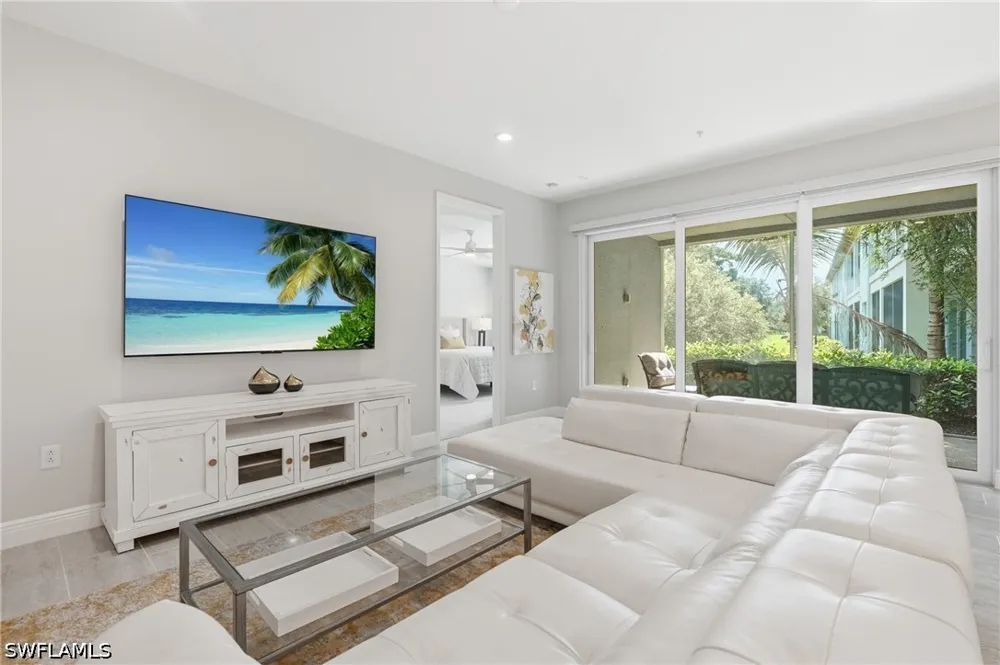Seychelles Drive #1003 Naples, FL 34112