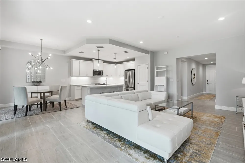 Seychelles Drive #1003 Naples, FL 34112