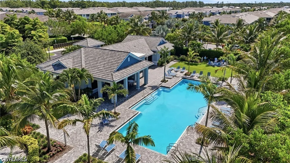 Seychelles Drive #1003 Naples, FL 34112