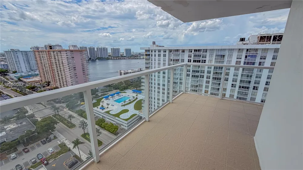 230 174th St #2412 Sunny Isles Beach, FL 33160