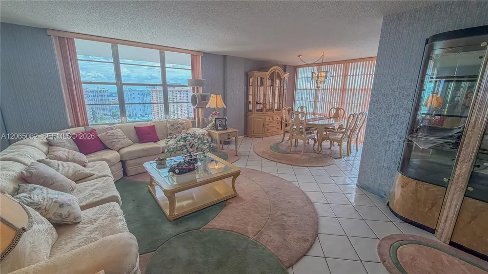 230 174th St #2412 Sunny Isles Beach, FL 33160