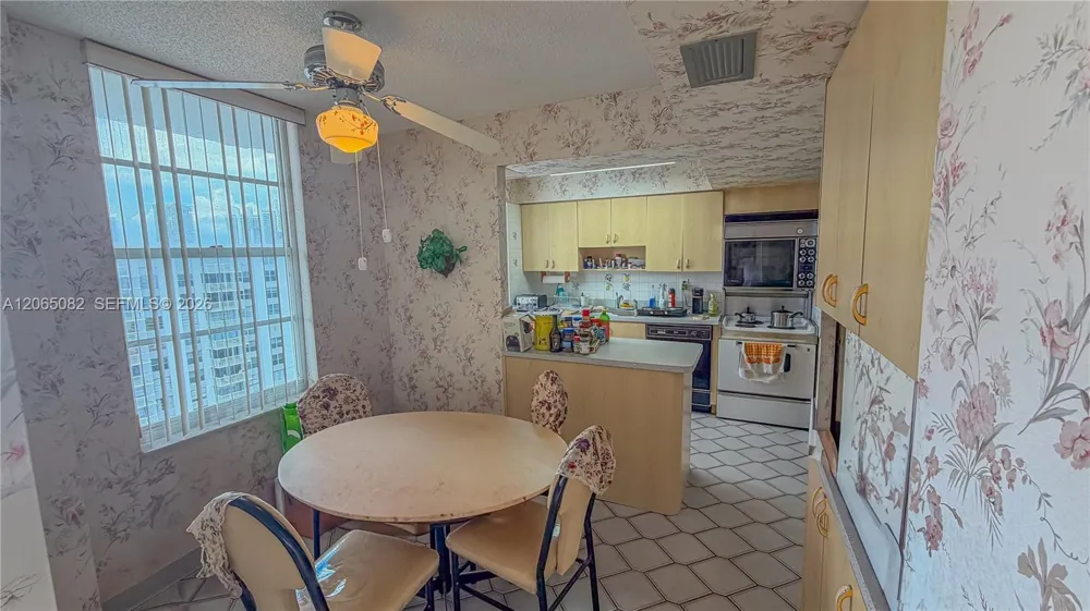 230 174th St #2412 Sunny Isles Beach, FL 33160