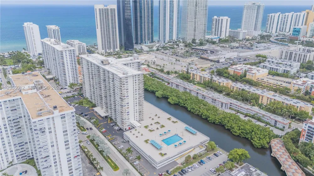 230 174th St #2412 Sunny Isles Beach, FL 33160
