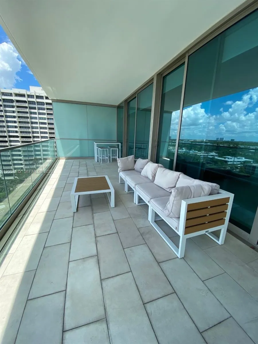 10201 Collins Ave #1005 Bal Harbour, FL 33154