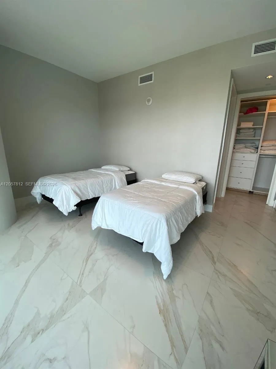 10201 Collins Ave #1005 Bal Harbour, FL 33154