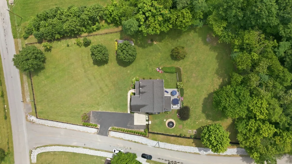 1779 Cayce Springs Rd Thompsons Station, TN 37179