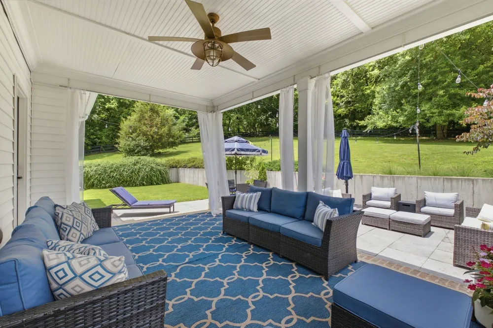 1779 Cayce Springs Rd Thompsons Station, TN 37179
