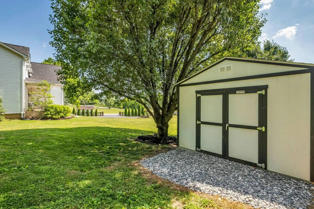 1779 Cayce Springs Rd Thompsons Station, TN 37179