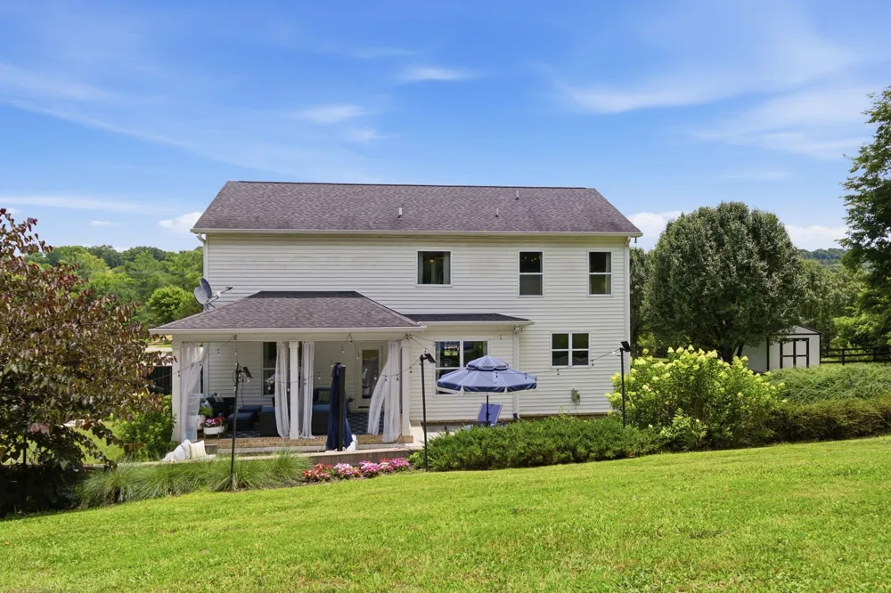 1779 Cayce Springs Rd Thompsons Station, TN 37179