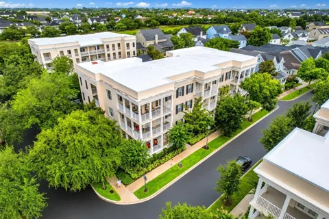 4286 ANISSA AVENUE #10-202