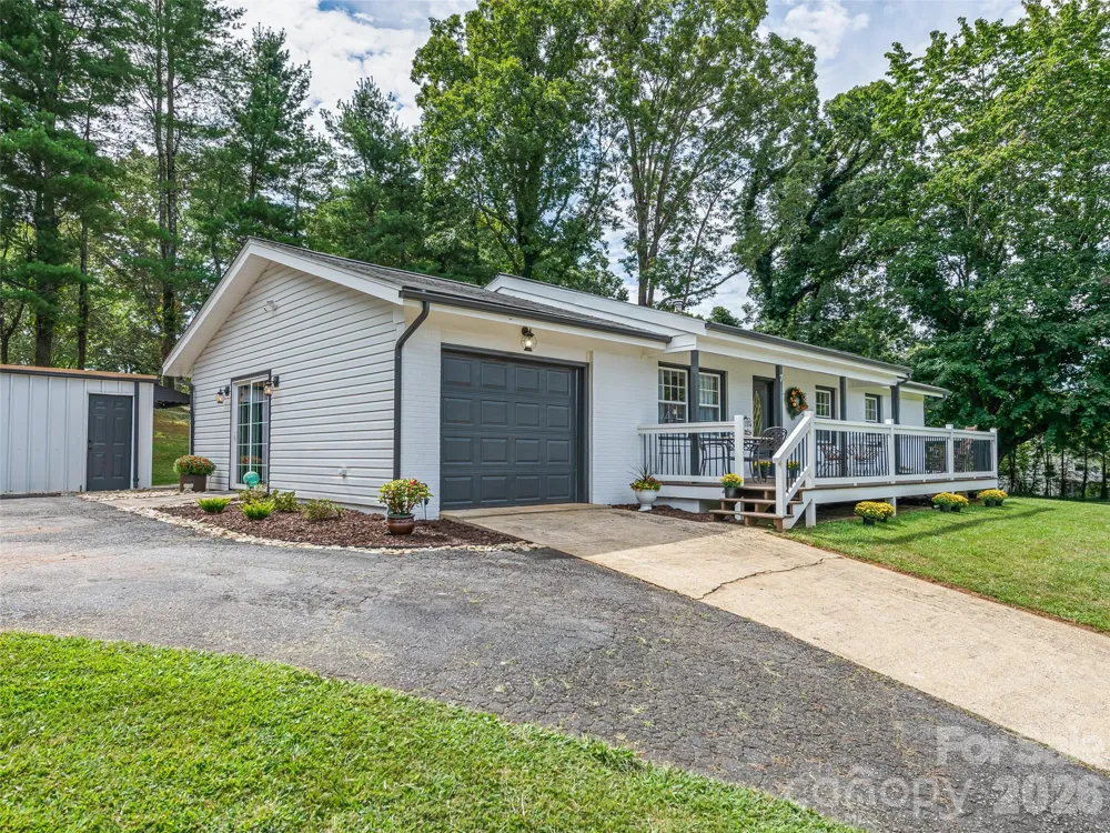 7 Southwicke Drive Arden, NC 28704