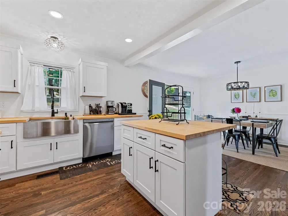 7 Southwicke Drive Arden, NC 28704