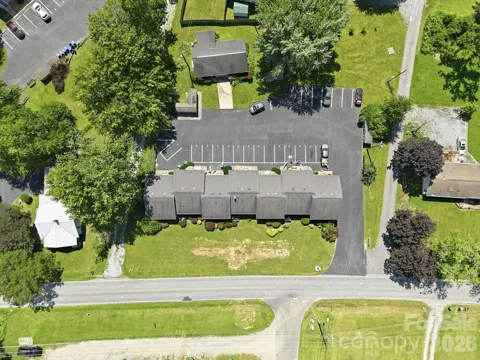 7 Country Gardens Drive