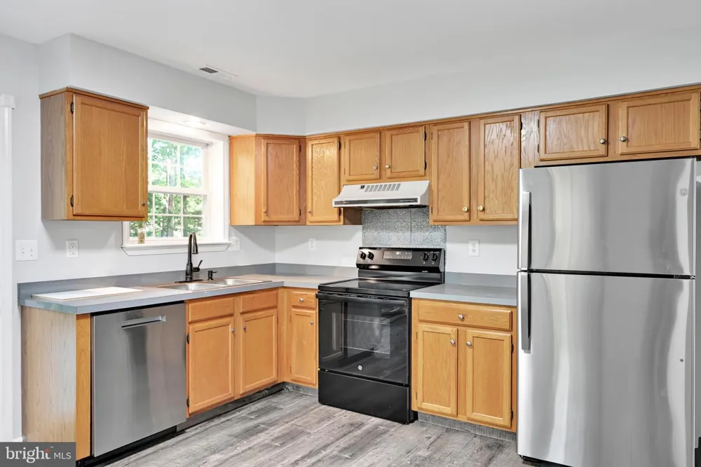 1800 CRAZY HORSE DRIVE Auburn, PA 17922