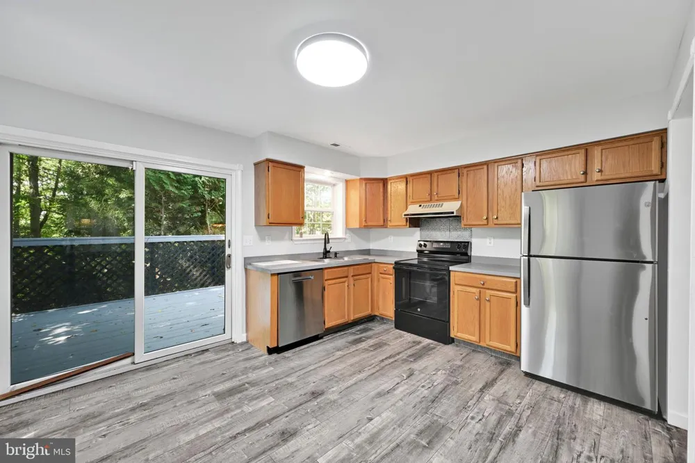 1800 CRAZY HORSE DRIVE Auburn, PA 17922