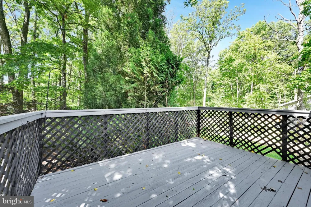 1800 CRAZY HORSE DRIVE Auburn, PA 17922