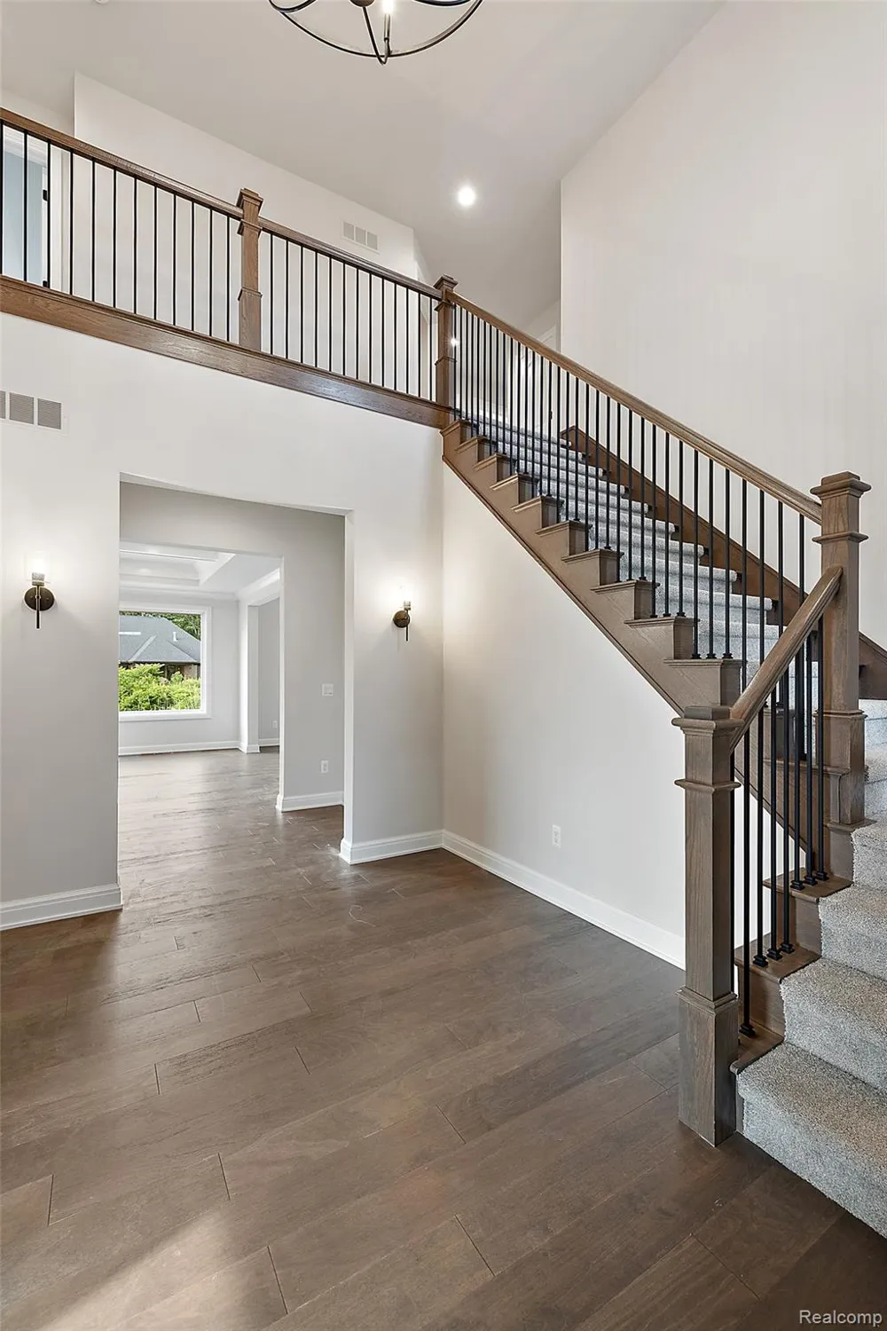 2166 Heidi Dr Addison Township, MI 48370
