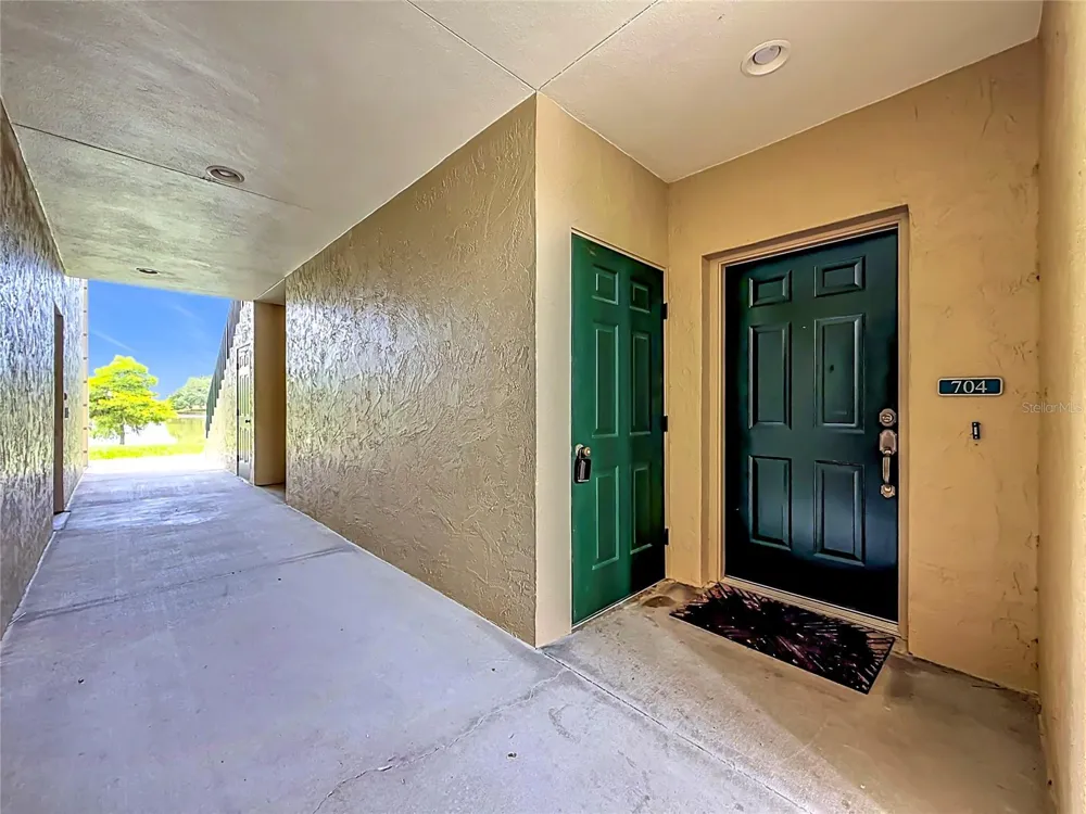 704 EAGLE POND DRIVE #704 Winter Haven, FL 33884