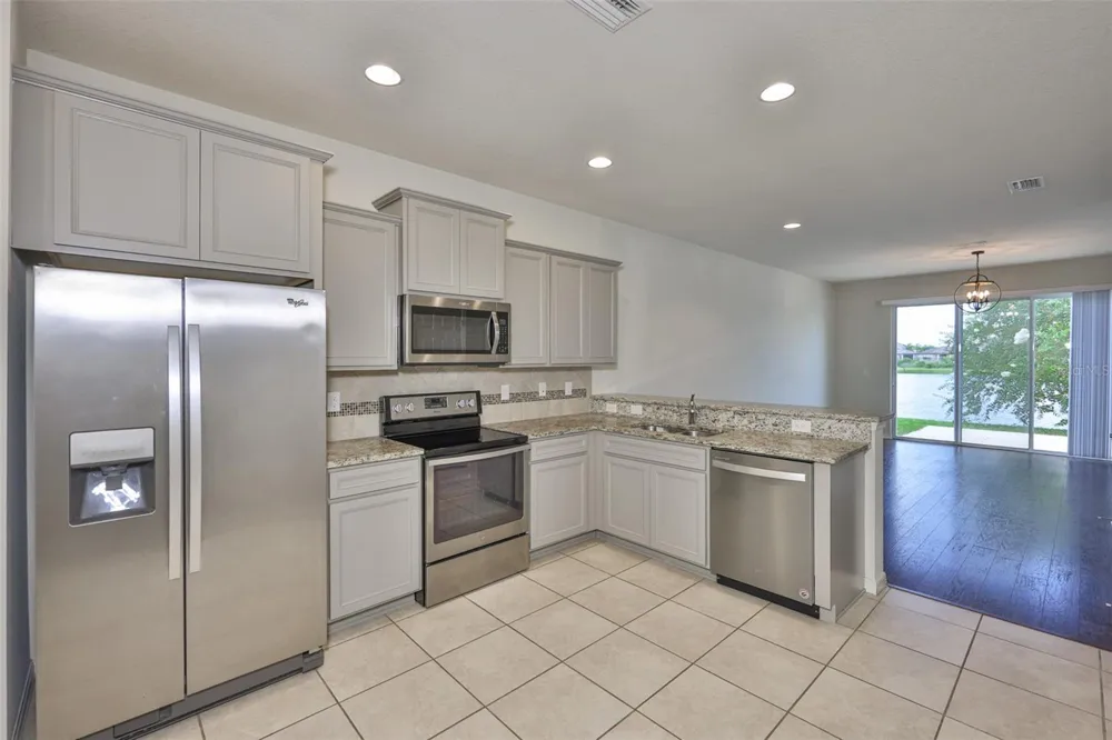 9160 HILLCROFT DRIVE Riverview, FL 33578