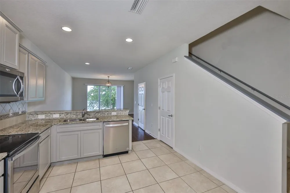 9160 HILLCROFT DRIVE Riverview, FL 33578