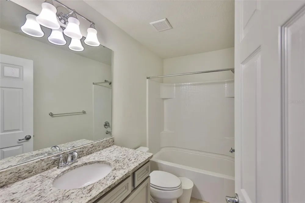 9160 HILLCROFT DRIVE Riverview, FL 33578