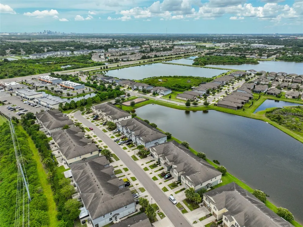 9160 HILLCROFT DRIVE Riverview, FL 33578