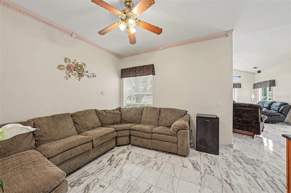 9723 YESHUA WAY Tampa, FL 33618