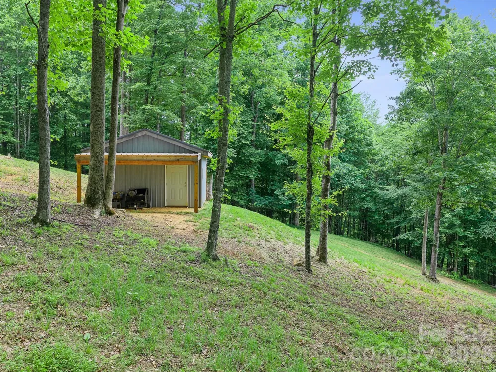109 Tall Timber Lane Green Mountain, NC 28740