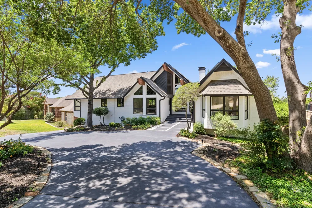 231 Oak Hill Drive Trophy Club, TX 76262