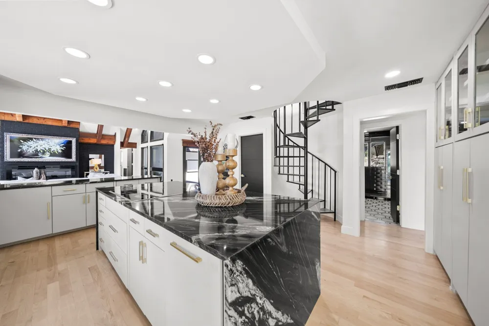 231 Oak Hill Drive Trophy Club, TX 76262