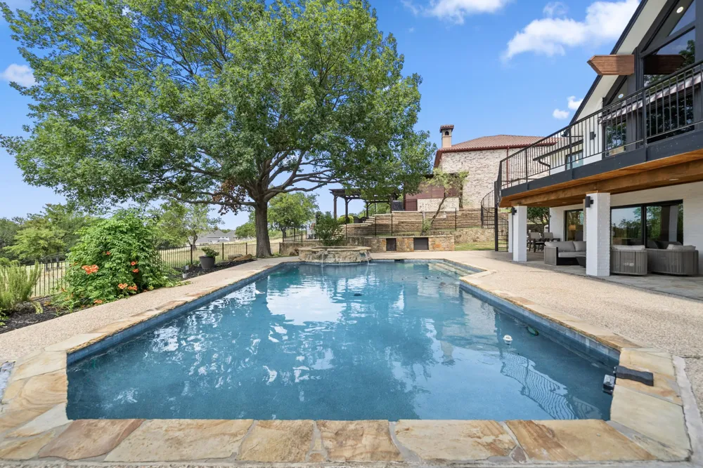 231 Oak Hill Drive Trophy Club, TX 76262