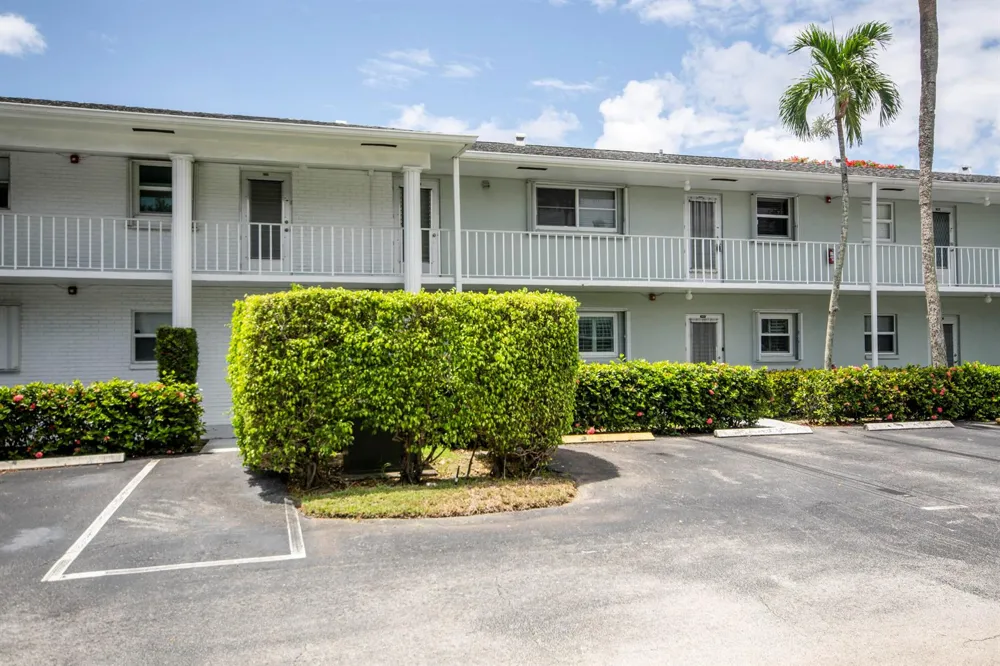 2640 SW 22nd Avenue #1112 Delray Beach, FL 33445