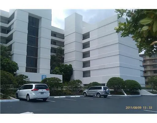 3555 S Ocean Boulevard #411 South Palm Beach, FL 33480