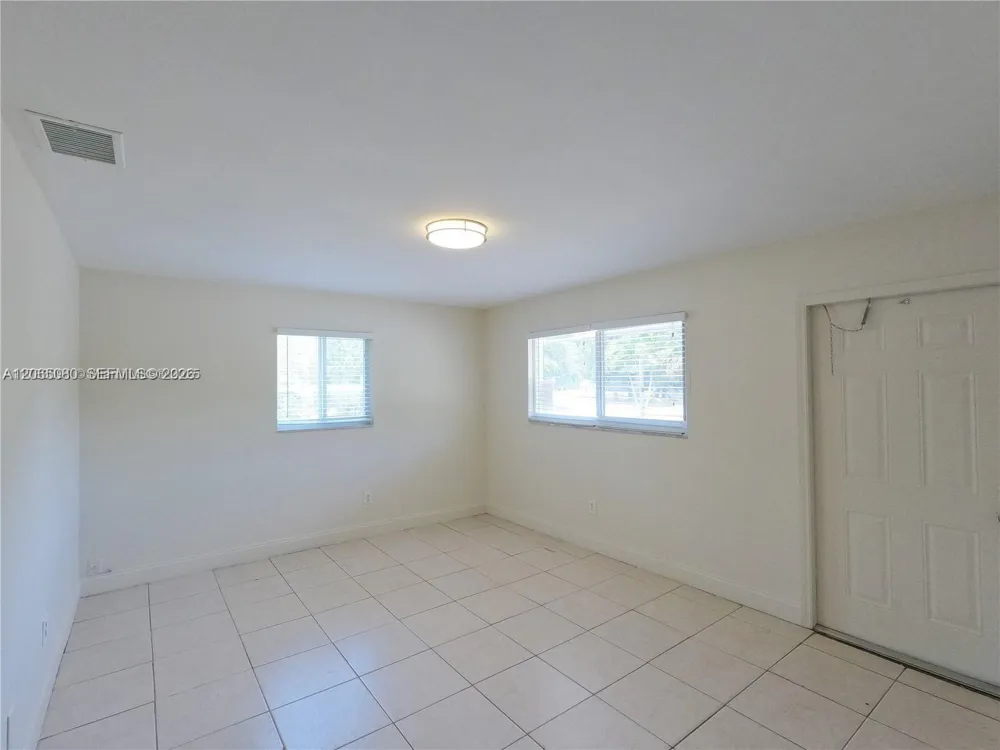 4906 Serafica Dr #7 Lake Worth, FL 33461