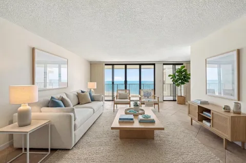 840 S Collier #703