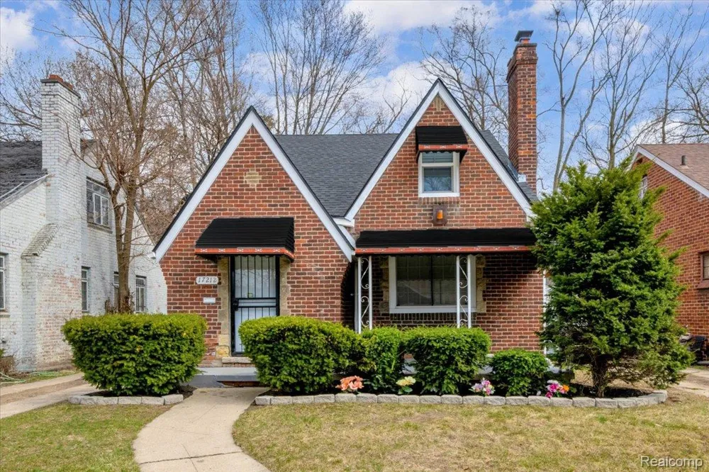 17212 Sunderland Road Detroit City, MI 48219